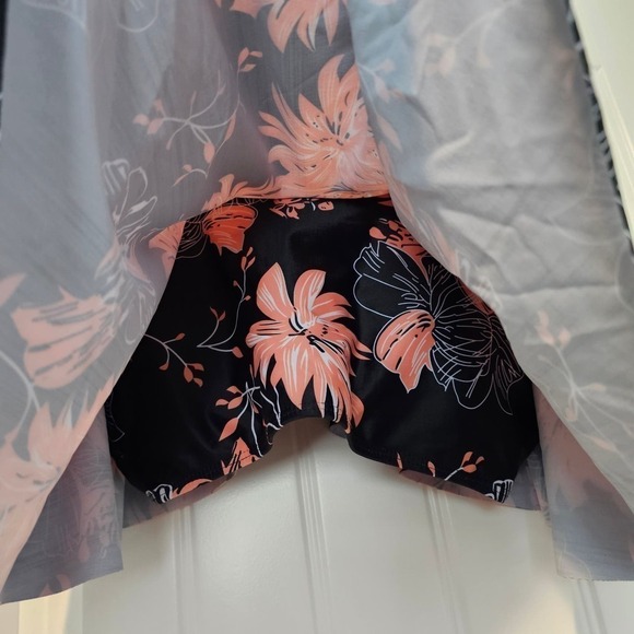 Floral Swimsuit Pink Black Swimsuit Top Size Large Bikini Adjustable Straps - Picture 6 of 9